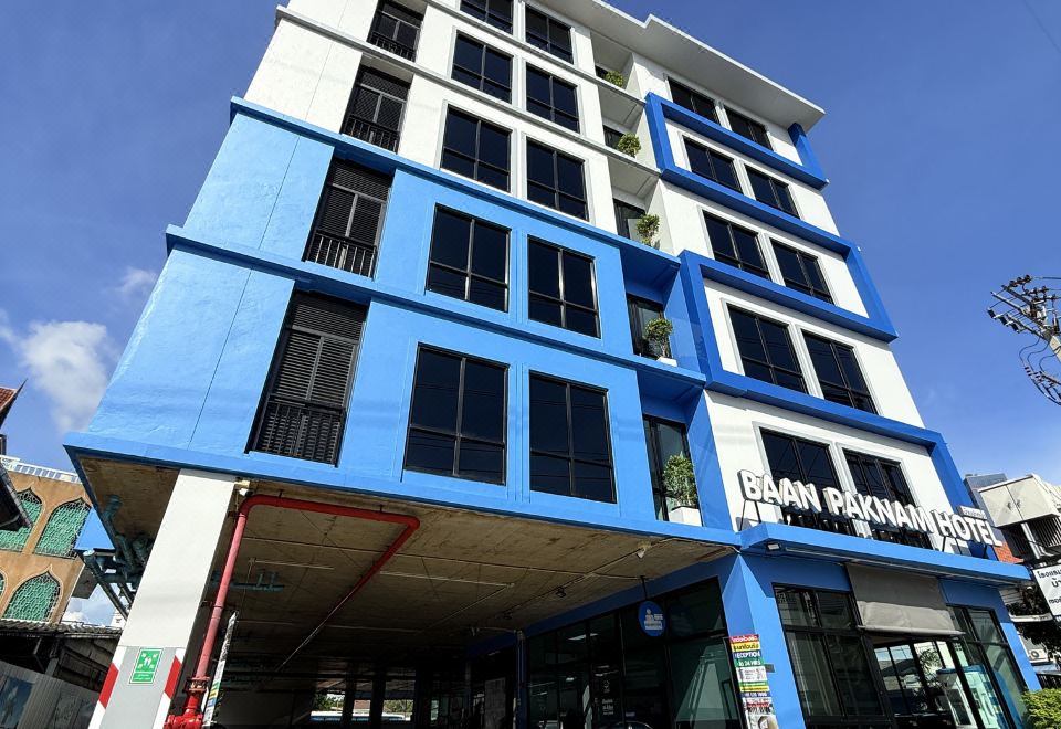 Baan Paknam Hotel