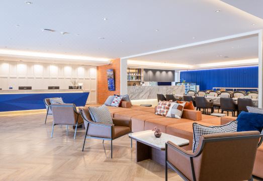 พื้นที่ส่วนกลางของ Blue Hippo Hotel สำโรง บรรยากาศเงียบสงบ
