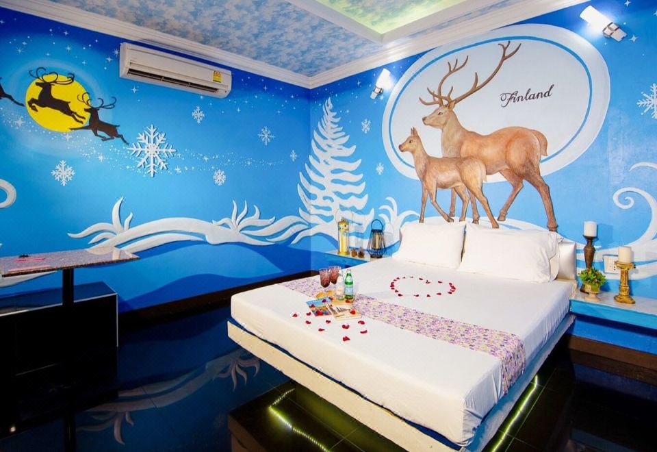 ห้องน้ำในห้องพักของ Finland Resort Inn ย่านบางโทรัด