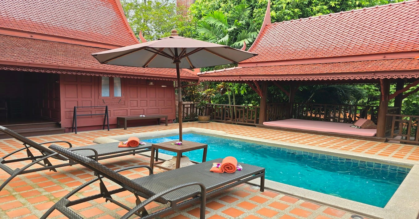 Baan Amphawa Resort & Spa