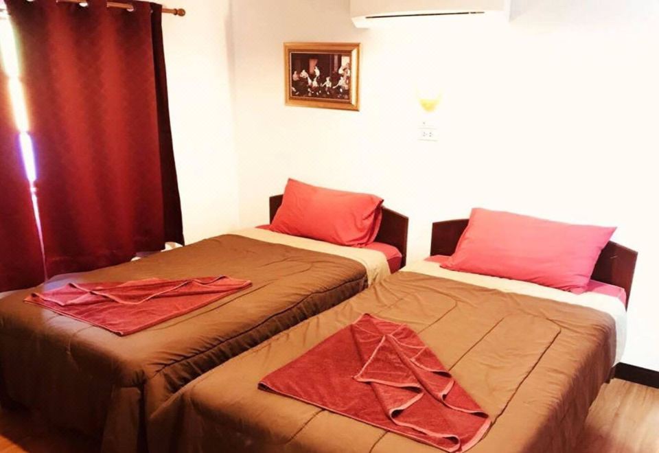 ห้องพักปรับอากาศภายใน Serene Resort Koh Lipe หาดซันไรส์