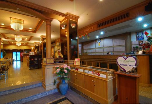 มุมห้องและสิ่งอำนวยความสะดวกภายใน Sinkiat Thani Hotel จังหวัดสตูล