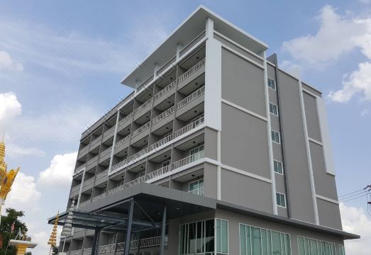 ห้องพักของ Chaisaeng Villa Hotel สิงห์บุรี ตกแต่งเรียบ เตียงนอนสบาย