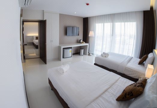 Chaisaeng Villa Hotel