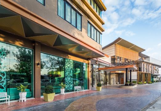 ห้องพักของ Gallery Design Hotel ศรีสะเกษ ตกแต่งแนวดีไซน์ เตียงนุ่ม ทีวีจอแบน