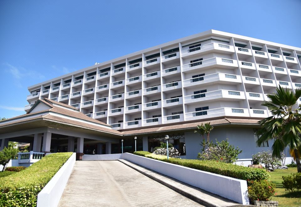 BP Samila Beach Hotel & Resort