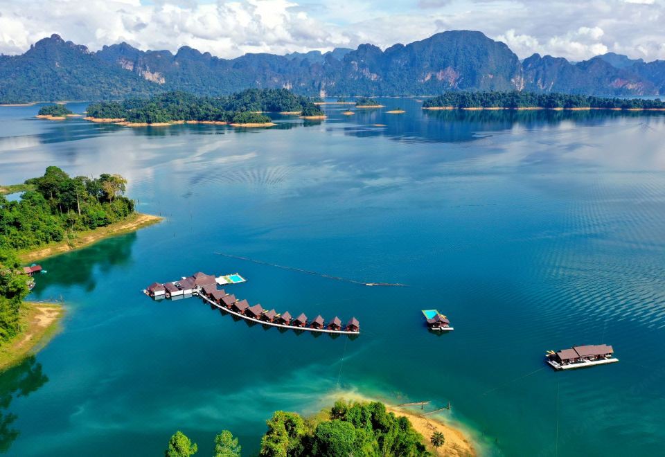 500 Rai Khao Sok Floating Resort