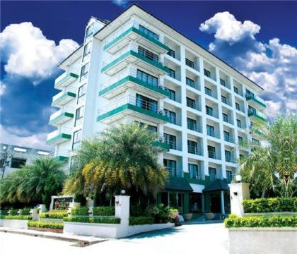 Maneerote Hotel Surin