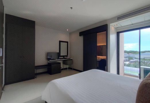 บรรยากาศโถงและพื้นที่ส่วนกลางของ Sorin Boutique Hotel สุรินทร์