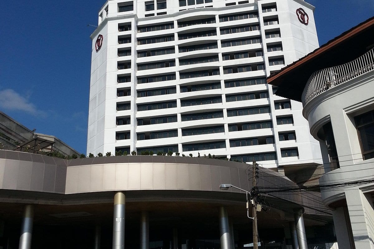 Thumrin Thana Hotel