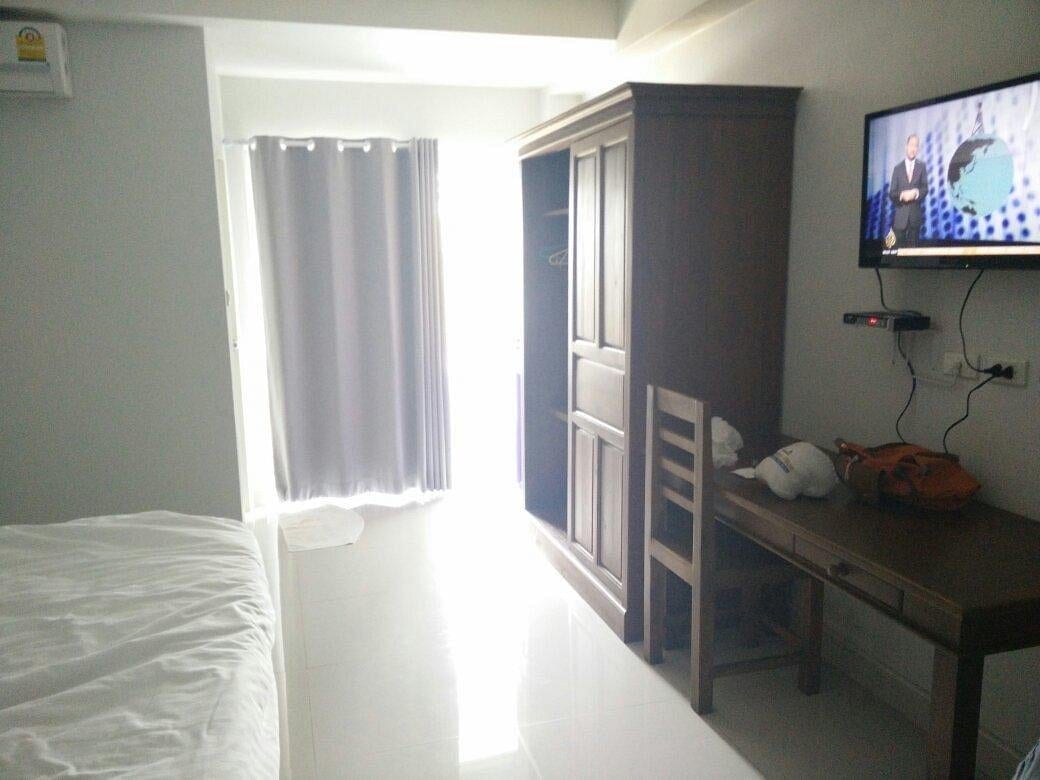 ห้องพักสะอาดตกแต่งเรียบของ Iyara Residence ในเมืองตราด