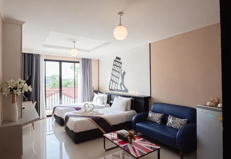 อาคารและทางเข้า De Proud Hotel อุบลราชธานี ย่านถนนชยางกูร