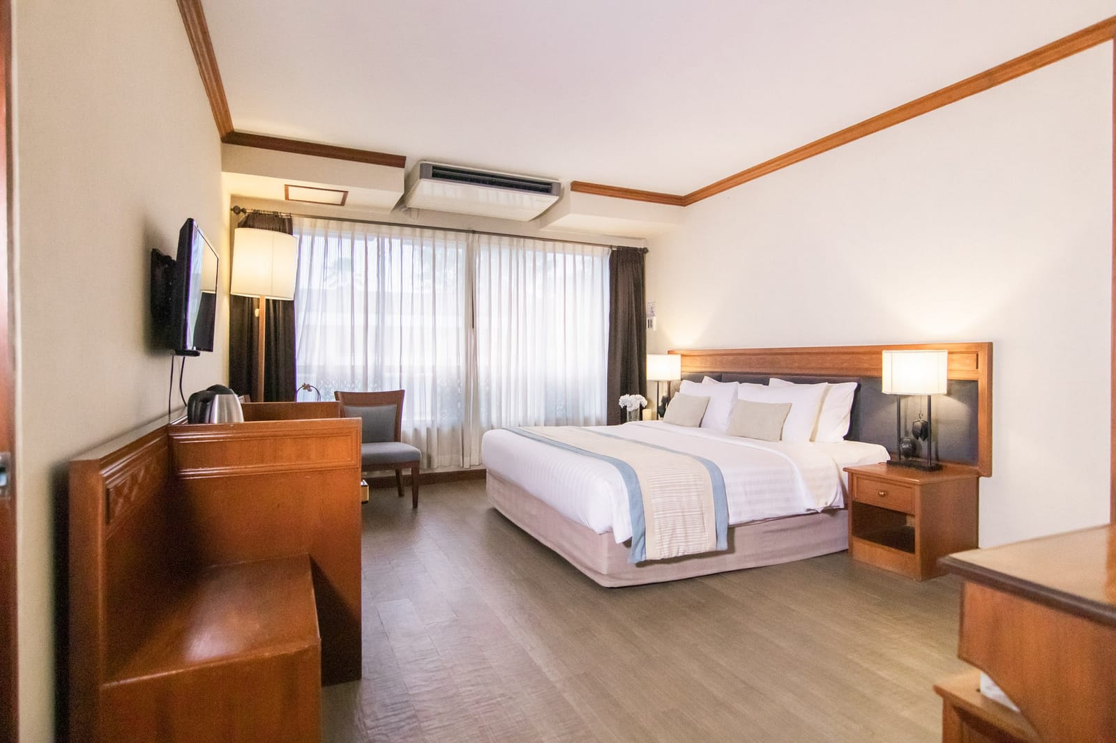 ร้านอาหารในโรงแรม Tohsang City Hotel อุบลราชธานี บรรยากาศอบอุ่นเงียบสงบ