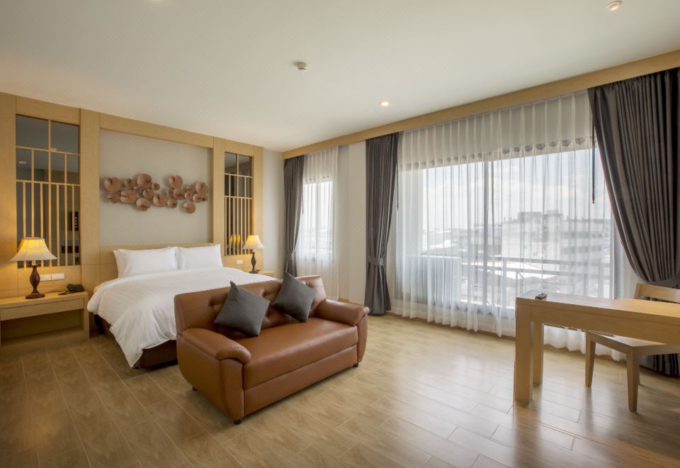 ห้องพักดีไซน์ทันสมัยโทนอบอุ่นของ Civilize Hotel อุดรธานี