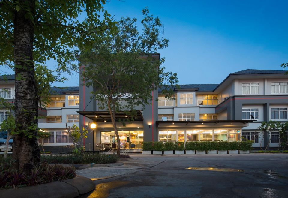 ARAYA HOTEL