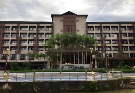 อาคารด้านนอกของ Garden View Betong Hotel กลางอำเภอเบตง