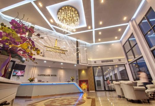 อาคารตึกสูงของ Grandview Landmark Betong กลางเมืองเบตง