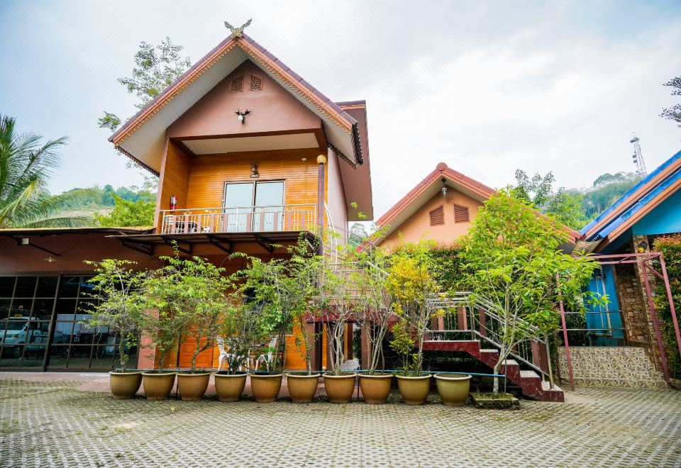 Happy Garden Resort Betong
