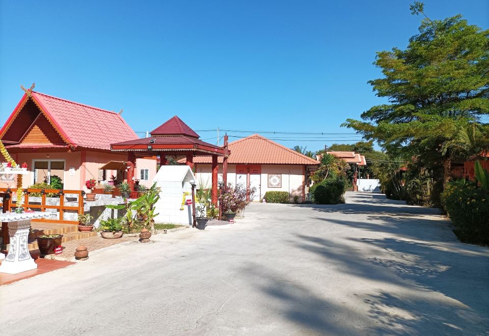 Vimanmek Hotel and Resort Yasothon